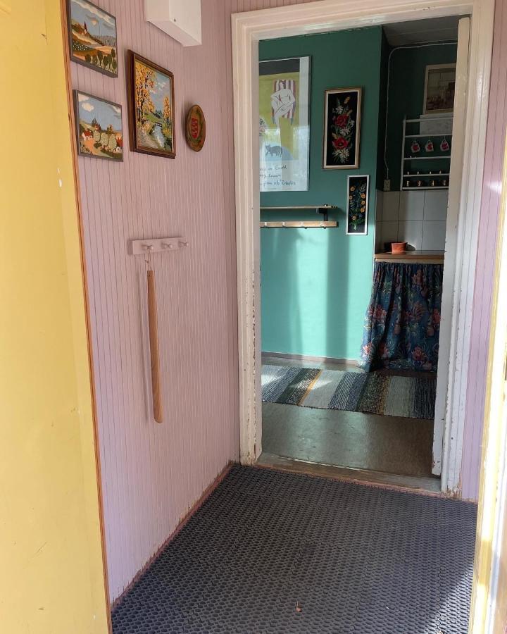 Karkola Koulumaeki旅舍 外观 照片