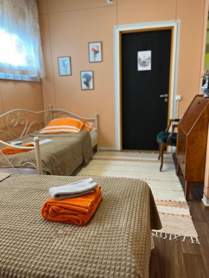 Karkola Koulumaeki旅舍 外观 照片